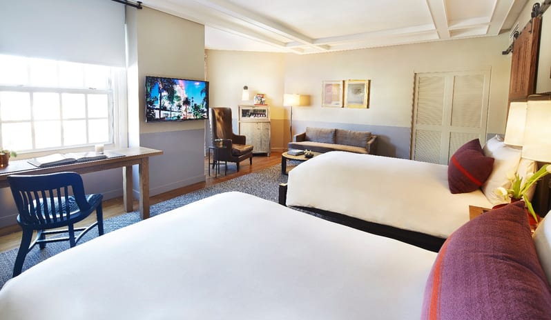 Hollywood Roosevelt - Deluxe Room Detail